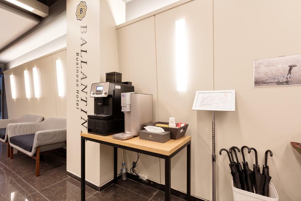 Ballantine Business Hotel Gwangju Metropolitan City Eksteriør bilde